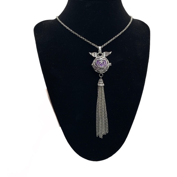 Angel wing tassel necklace with bell on chain New - Picture 1 of 4